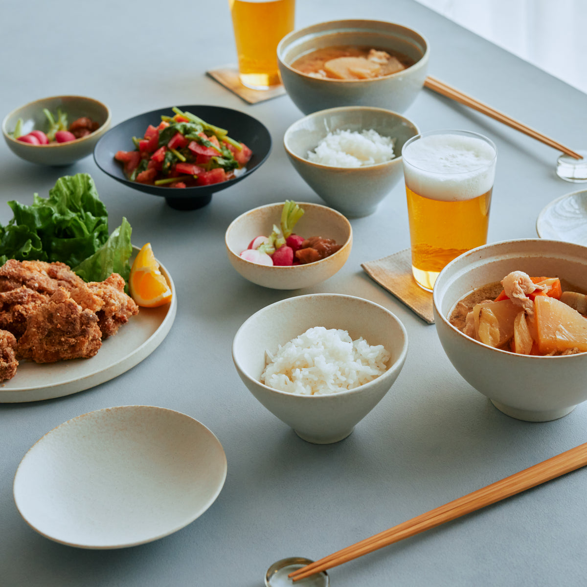 スライドショー【予約販売】よりそう入れ子碗セット 白の画像を開く