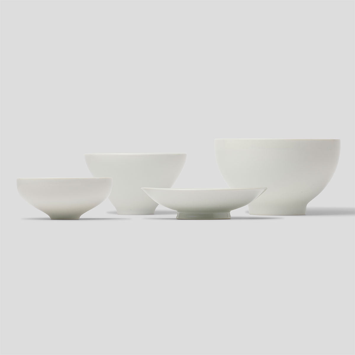 スライドショー【予約販売】よりそう入れ子碗セット つや白の画像を開く