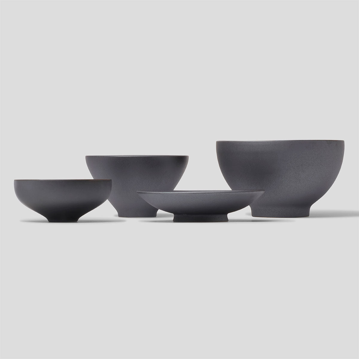 スライドショー【予約販売】よりそう入れ子碗セット 黒の画像を開く