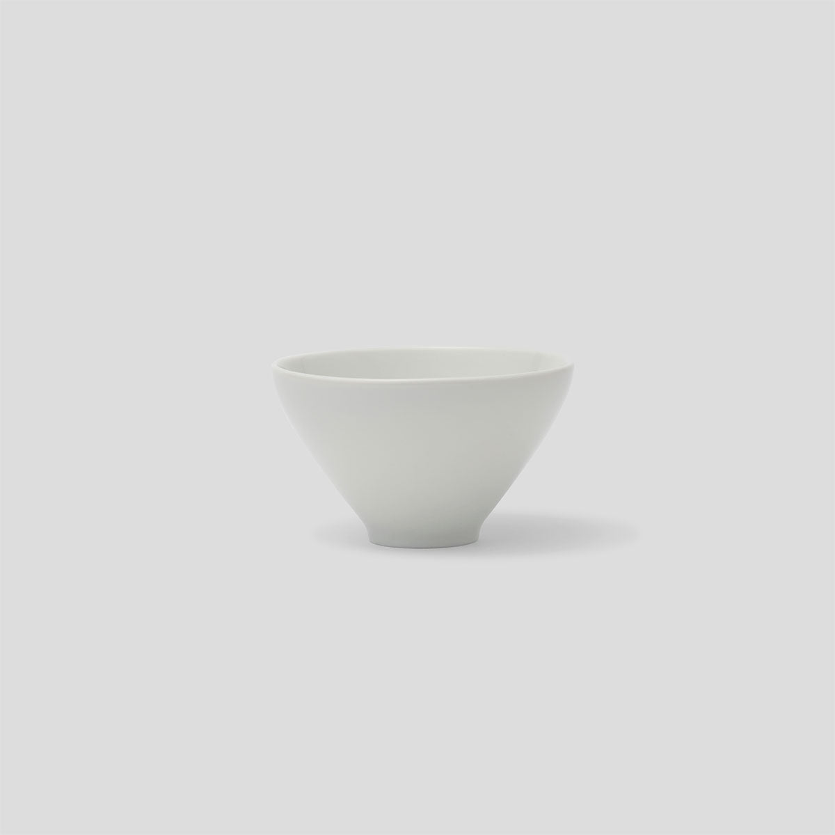 しっくり茶碗 つや白 – きほんのうつわ公式オンラインショップ