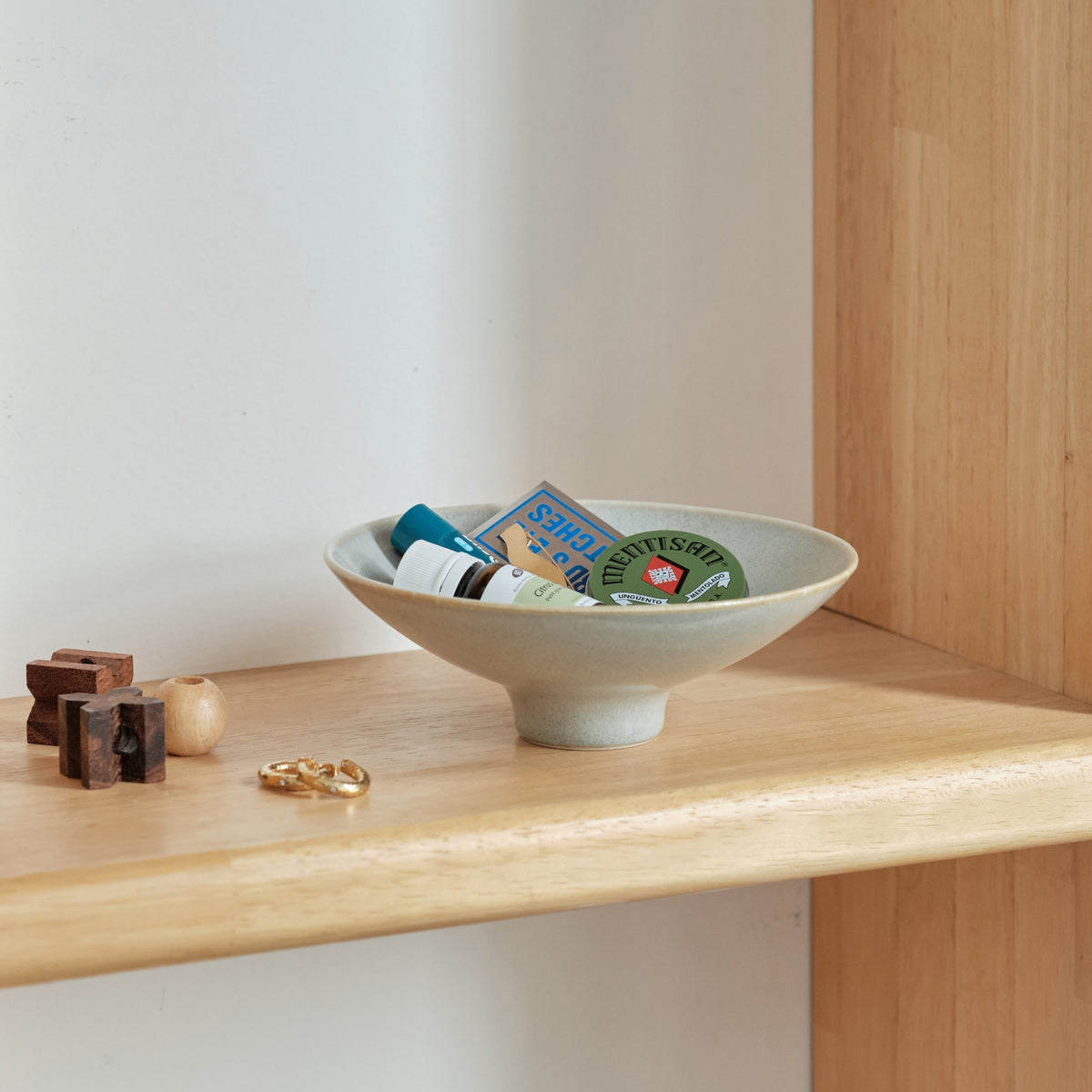 スライドショーこなれ小鉢 灰の画像を開く