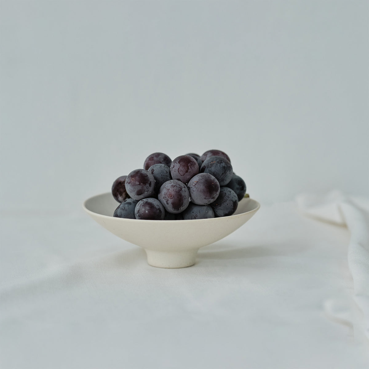 スライドショーこなれ小鉢 白の画像を開く