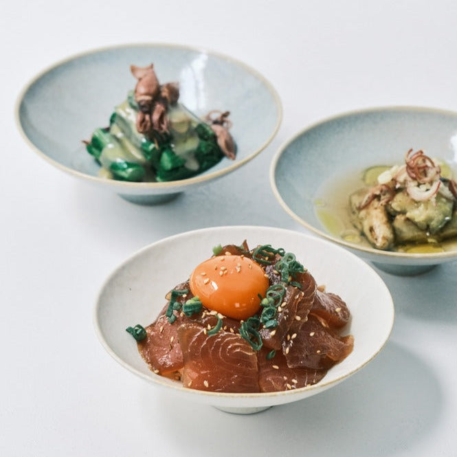 スライドショーこなれ小鉢 白・灰 2枚セットの画像を開く