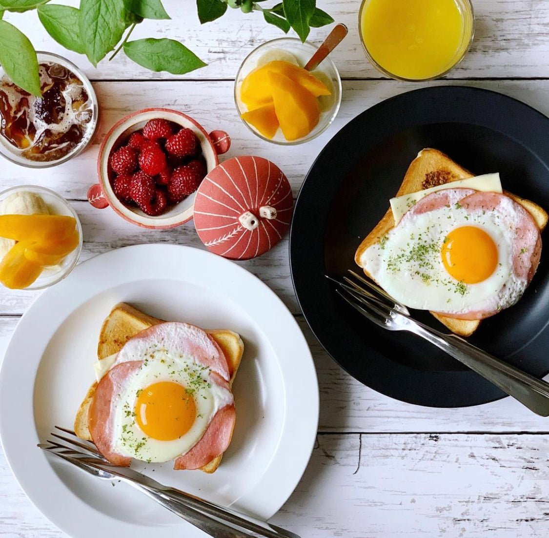 スライドショー大皿 白の画像を開く