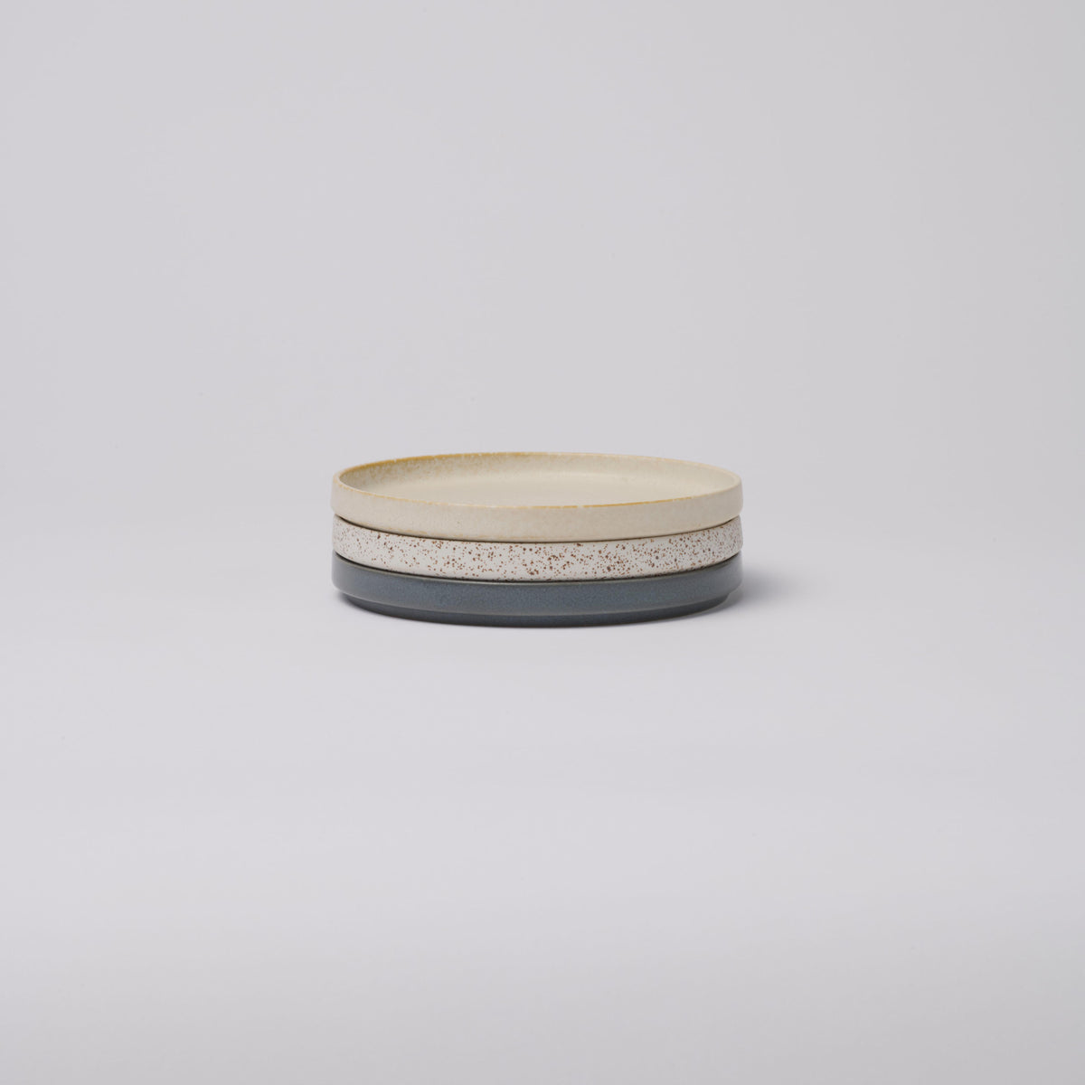 スライドショー切立プレート 白 14cmの画像を開く
