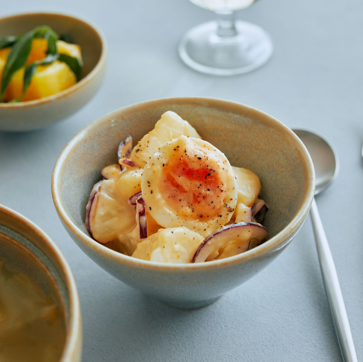 スライドショー【予約販売】よりそう入れ子碗ギフトセット 灰の画像を開く
